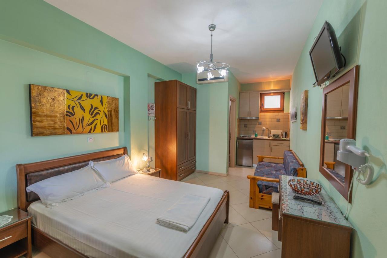 Villa Melina 2 Koinira Ngoại thất bức ảnh