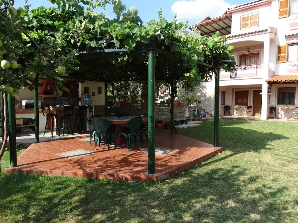 Villa Melina 2 Koinira Ngoại thất bức ảnh