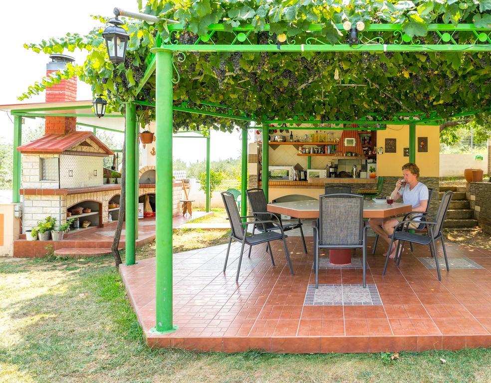 Villa Melina 2 Koinira Ngoại thất bức ảnh